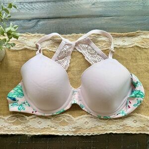SOLD - Soma Embraceable Geo Lace Racerback Bra 36C